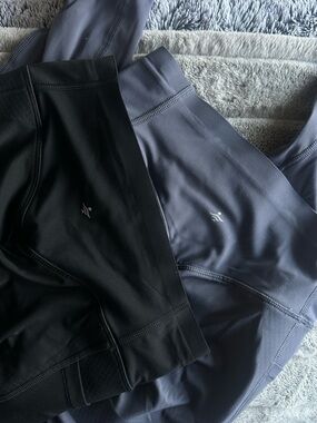 Activewear Leggings Set in Black and Slate Gray